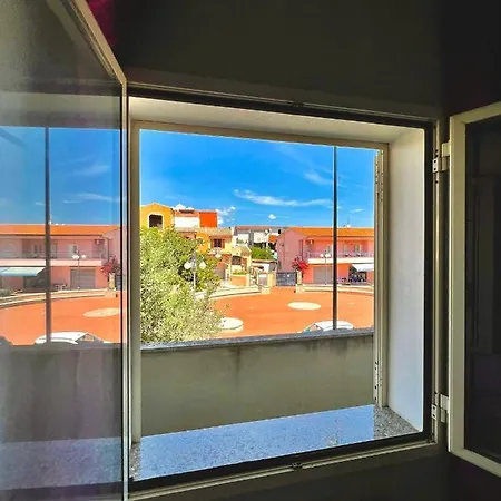 Apartment Ad *